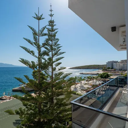 Kompleks Joni ホテル Sarandë