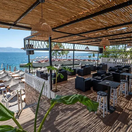 Kompleks Joni ホテル Sarandë