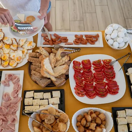 ホテル Kompleks Joni Sarandë